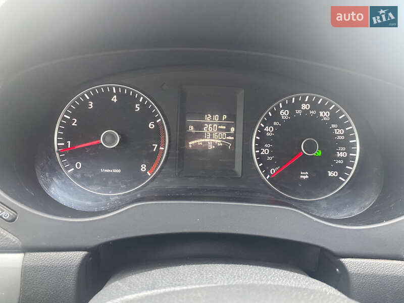 Седан Volkswagen Jetta 2012 в Виннице