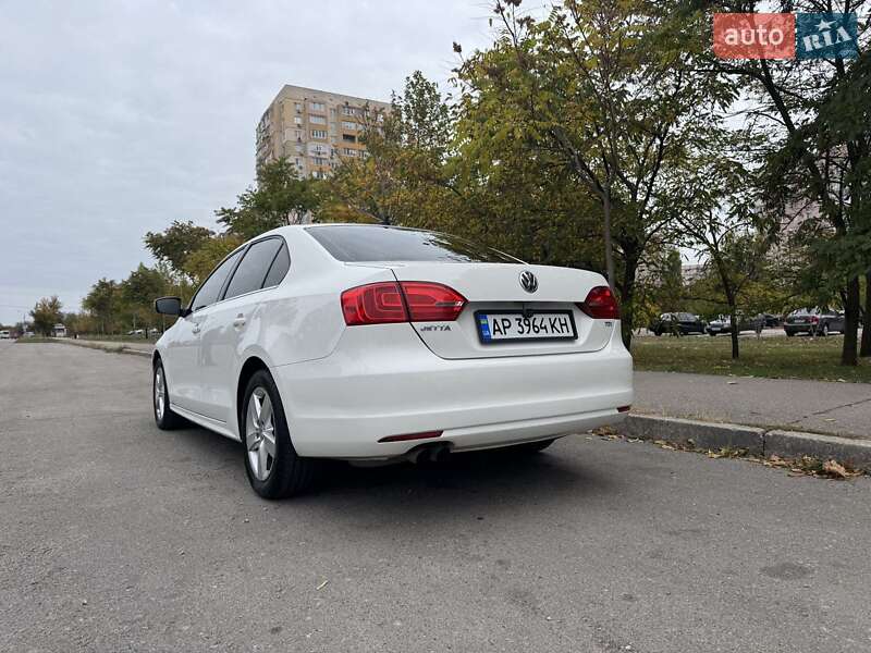 Седан Volkswagen Jetta 2013 в Запорожье фото 14 Седан Volkswagen Jetta 2013 в Запорожье