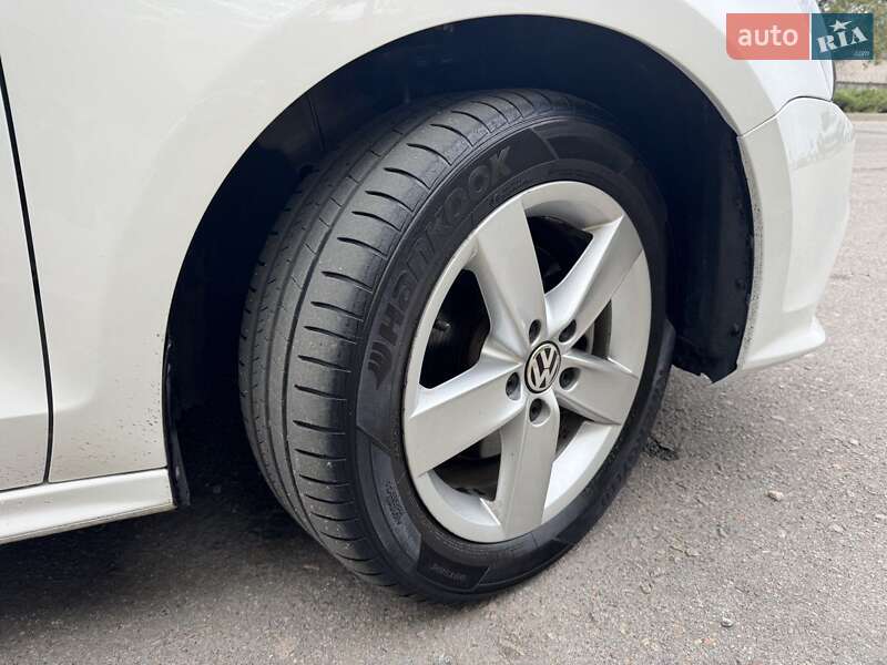 Седан Volkswagen Jetta 2013 в Запорожье фото 24 Седан Volkswagen Jetta 2013 в Запорожье