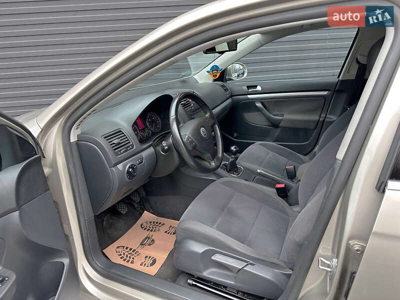 Седан Volkswagen Jetta 2006 в Каменском фото 5 Седан Volkswagen Jetta 2006 в Каменском