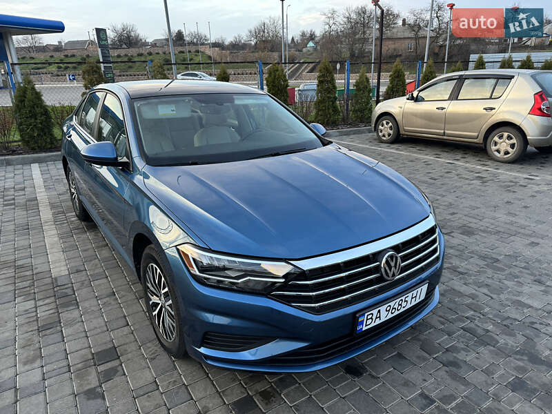 Седан Volkswagen Jetta 2020 в Кропивницком