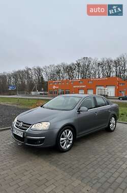 Седан Volkswagen Jetta 2008 в Луцке