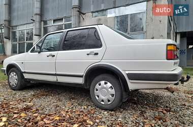 Седан Volkswagen Jetta 1987 в Чернівцях