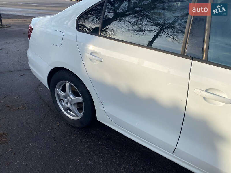 Седан Volkswagen Jetta 2016 в Полтаве