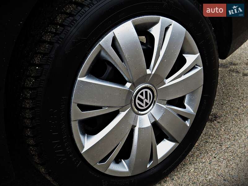 Седан Volkswagen Jetta 2012 в Черкассах