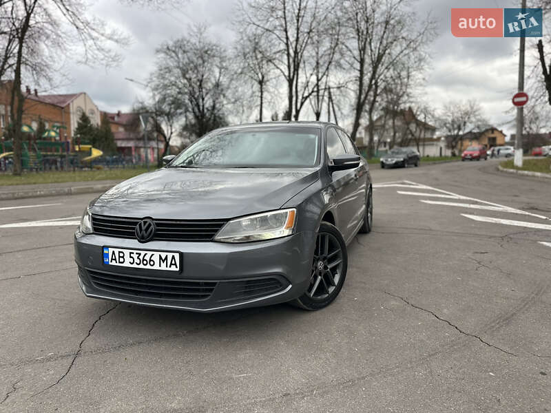 Седан Volkswagen Jetta 2014 в Вінниці