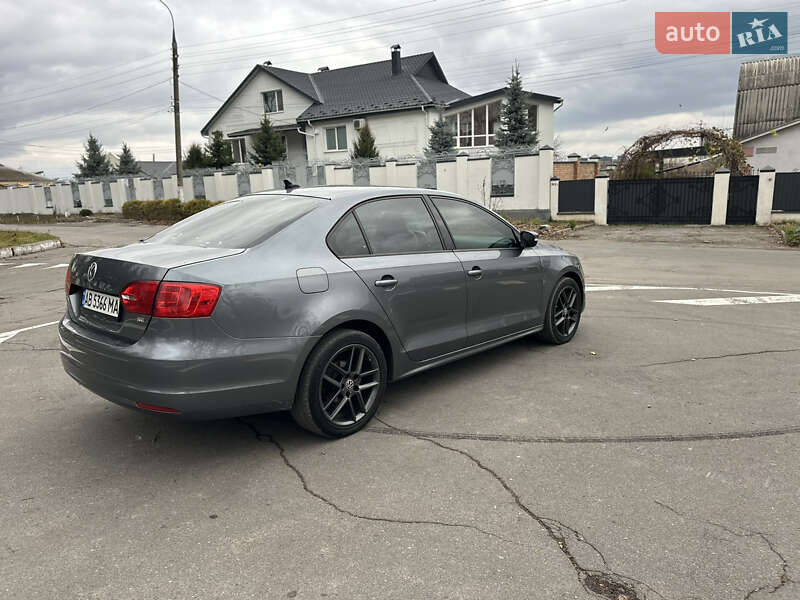 Седан Volkswagen Jetta 2014 в Вінниці