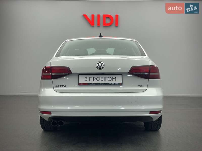 Седан Volkswagen Jetta 2016 в Киеве