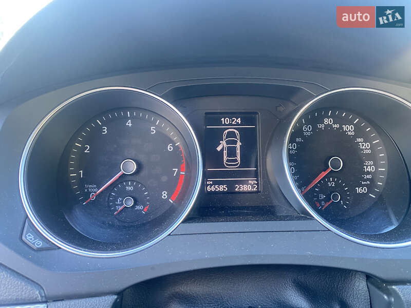 Седан Volkswagen Jetta 2017 в Киеве