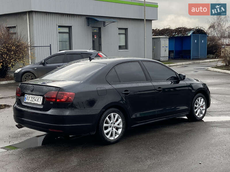 Седан Volkswagen Jetta 2013 в Полтаве