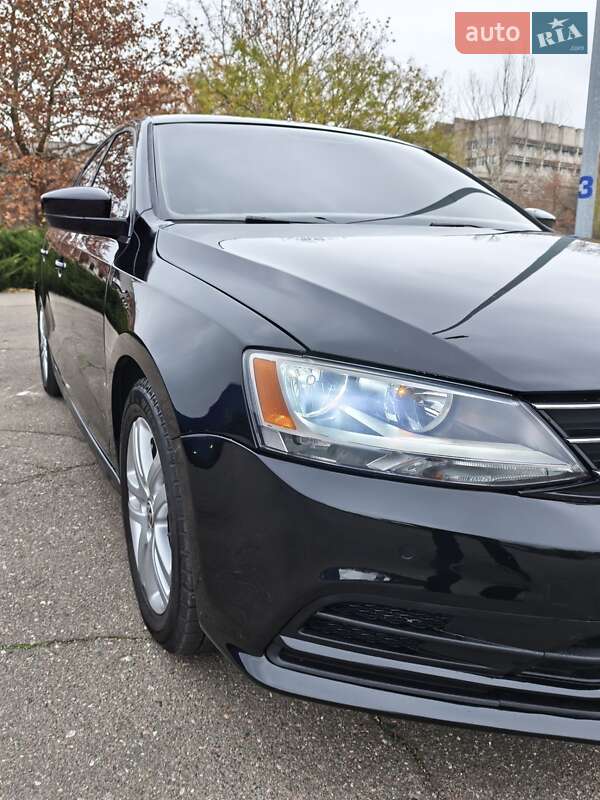 Седан Volkswagen Jetta 2014 в Миколаєві