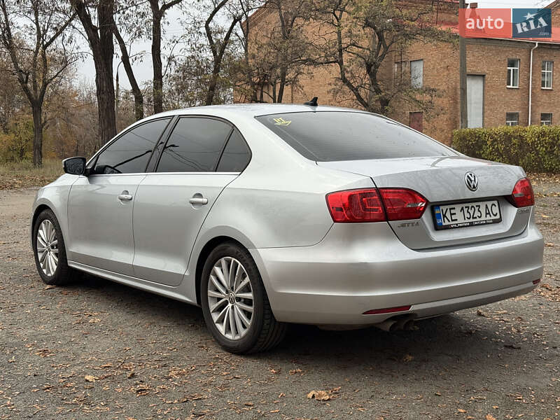 Седан Volkswagen Jetta 2011 в Кривом Роге фото 4 Седан Volkswagen Jetta 2011 в Кривом Роге