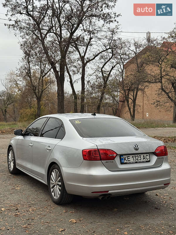Седан Volkswagen Jetta 2011 в Кривом Роге фото 14 Седан Volkswagen Jetta 2011 в Кривом Роге