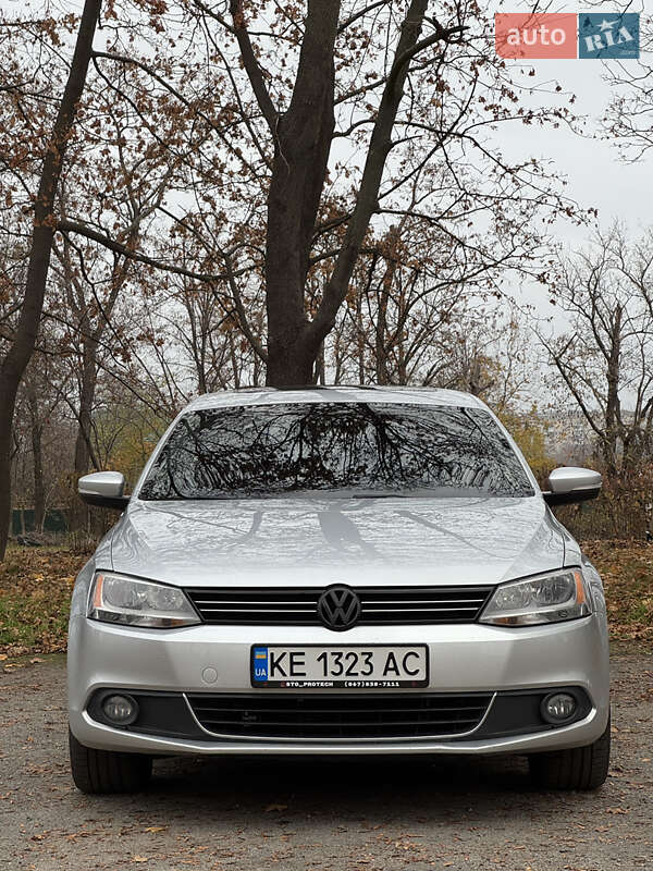 Седан Volkswagen Jetta 2011 в Кривом Роге фото 20 Седан Volkswagen Jetta 2011 в Кривом Роге