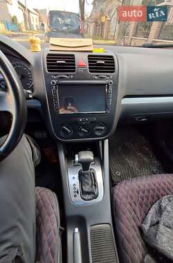 Седан Volkswagen Jetta 2007 в Вишкові