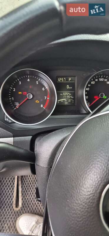 Седан Volkswagen Jetta 2017 в Тернополе