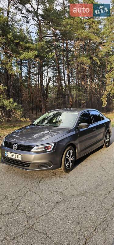 Седан Volkswagen Jetta 2012 в Полтаве