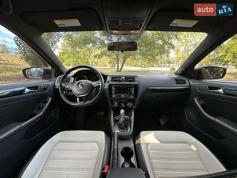 Седан Volkswagen Jetta 2015 в Киеве фото 8 Седан Volkswagen Jetta 2015 в Киеве