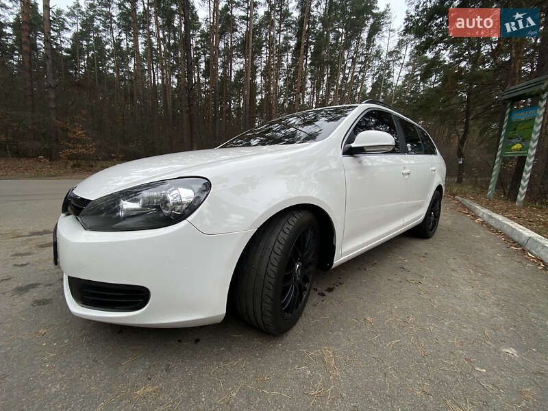 Универсал Volkswagen Jetta 2012 в Броварах