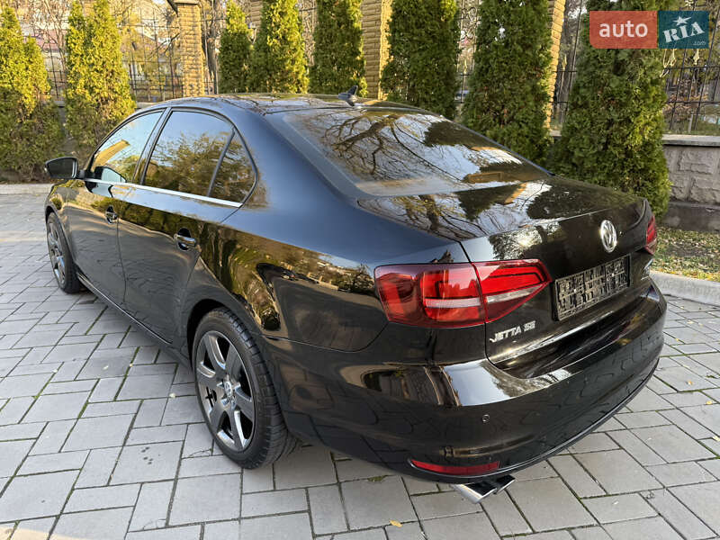 Седан Volkswagen Jetta 2016 в Запорожье