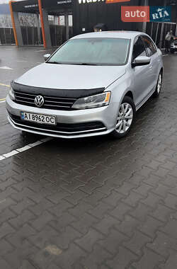 Седан Volkswagen Jetta 2015 в Києві