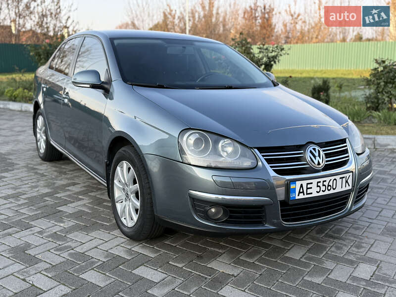 Volkswagen Jetta 2008