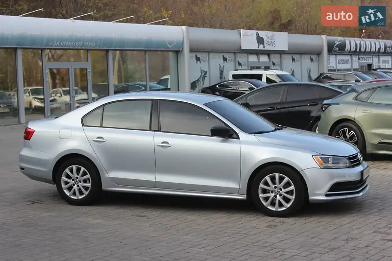 Volkswagen Jetta 2015