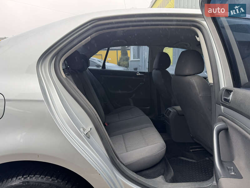 Седан Volkswagen Jetta 2008 в Житомире фото 18 Седан Volkswagen Jetta 2008 в Житомире