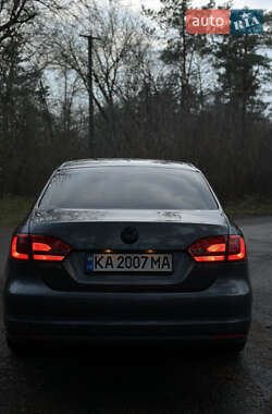 Седан Volkswagen Jetta 2011 в Черкассах