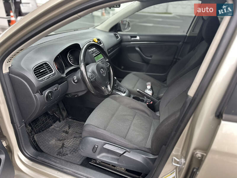 Универсал Volkswagen Jetta 2012 в Днепре