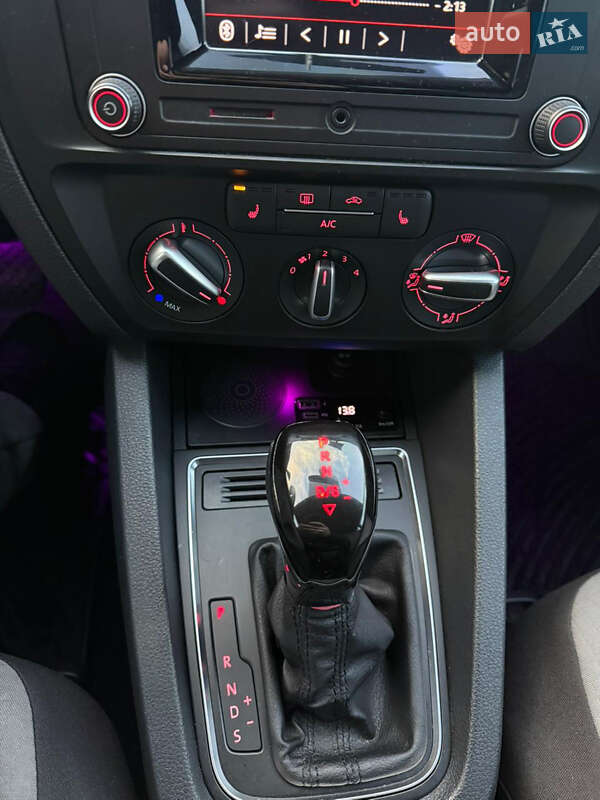 Седан Volkswagen Jetta 2017 в Запорожье