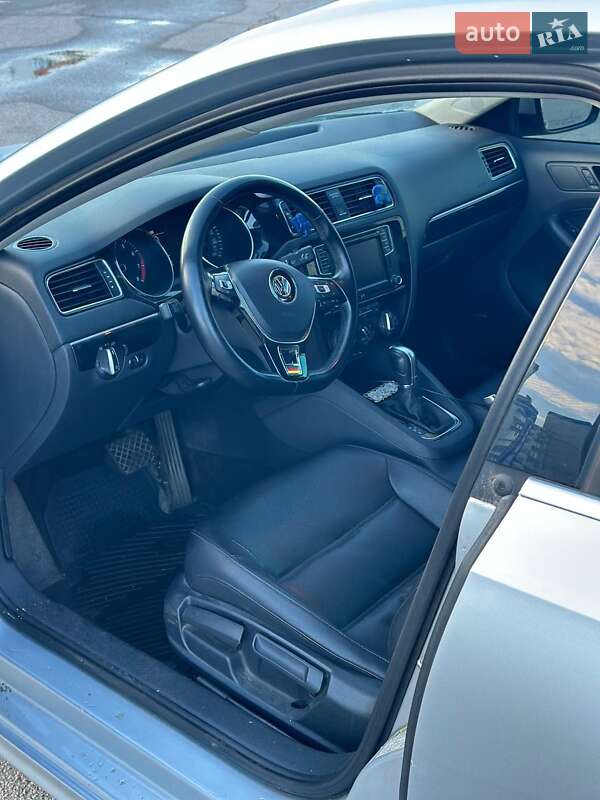 Седан Volkswagen Jetta 2016 в Остер