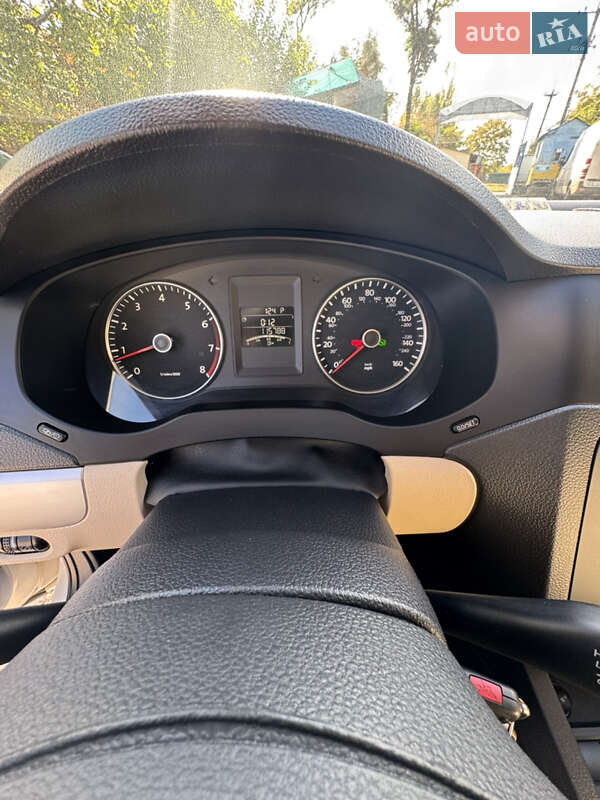 Седан Volkswagen Jetta 2013 в Нікополі