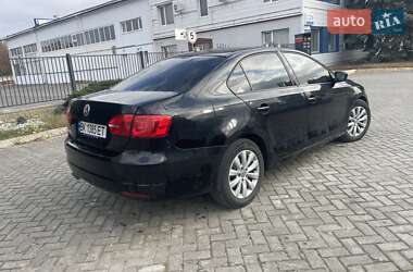 Седан Volkswagen Jetta 2013 в Ровно