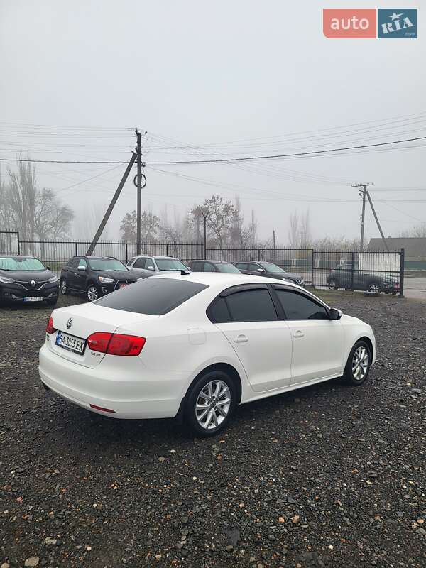 Седан Volkswagen Jetta 2011 в Новоархангельске
