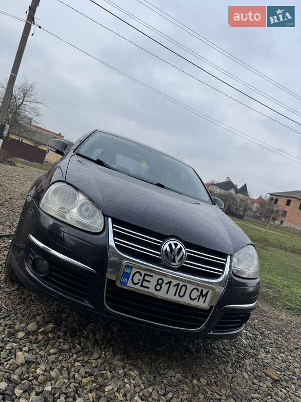 Седан Volkswagen Jetta 2007 в Черновцах