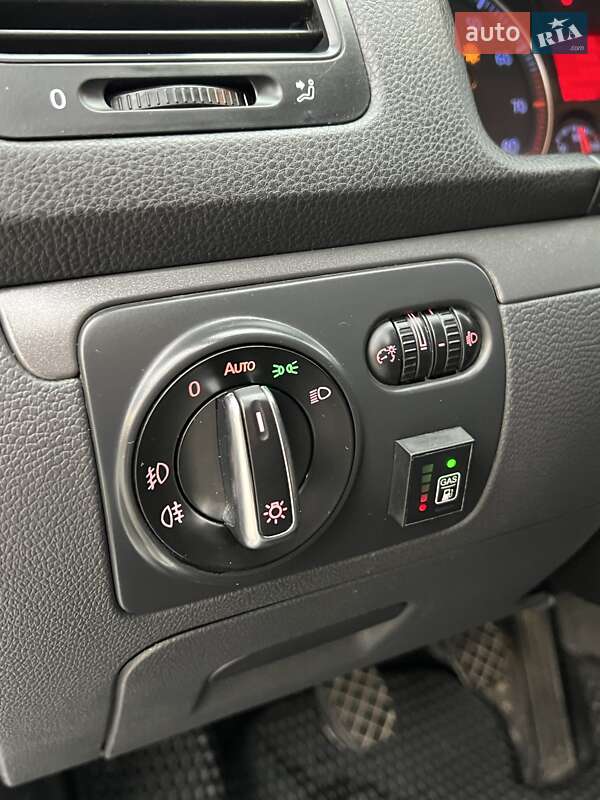 Седан Volkswagen Jetta 2008 в Ивано-Франковске