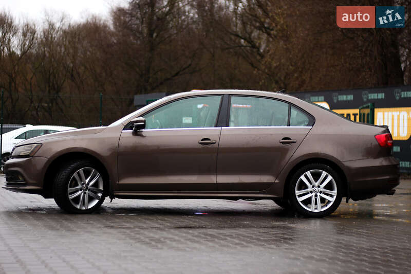 Седан Volkswagen Jetta 2014 в Хмельницком