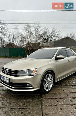 Седан Volkswagen Jetta 2015 в Харкові