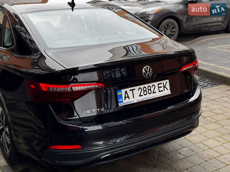 Седан Volkswagen Jetta 2022 в Ивано-Франковске