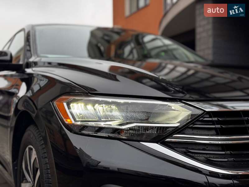 Седан Volkswagen Jetta 2022 в Ивано-Франковске