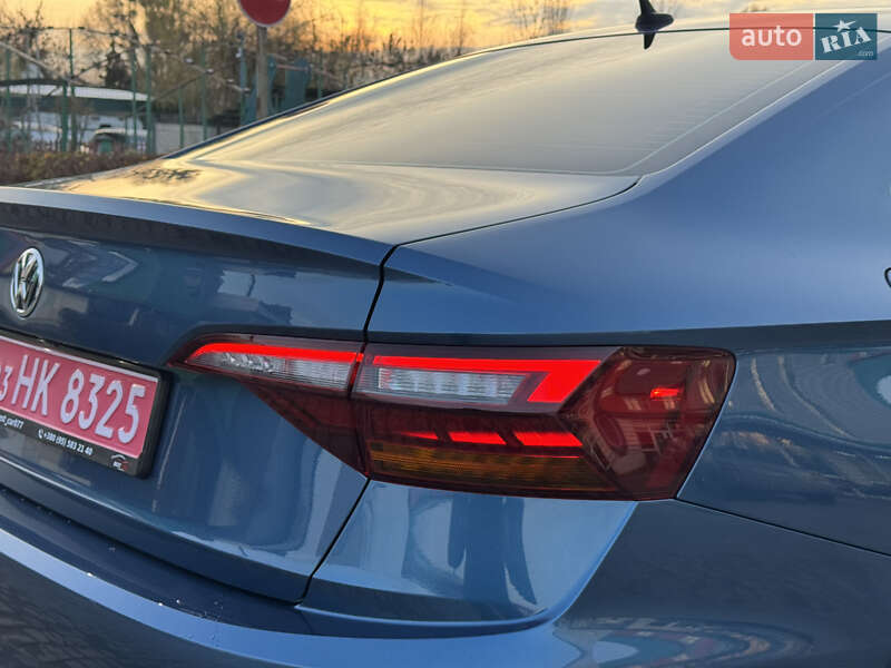 Седан Volkswagen Jetta 2018 в Ковелі