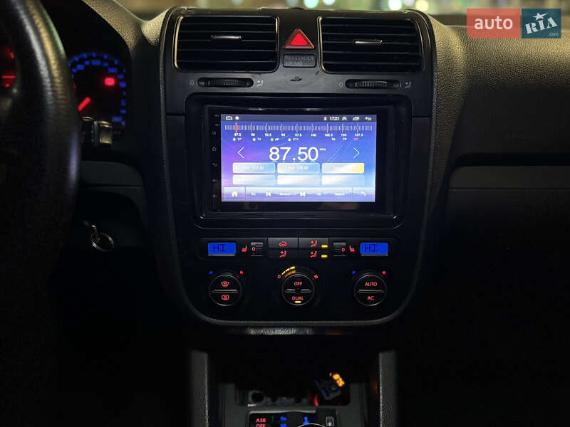 Седан Volkswagen Jetta 2008 в Хмельницком