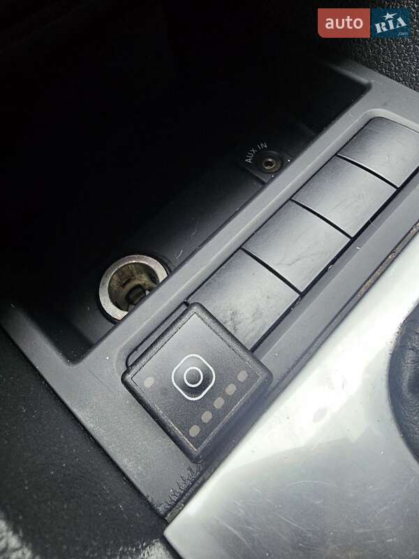 Седан Volkswagen Jetta 2013 в Києві