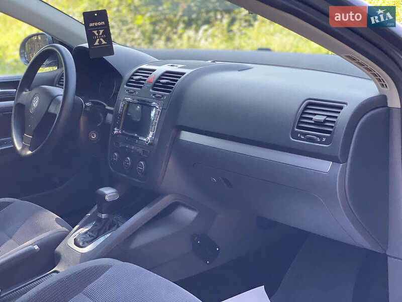 Седан Volkswagen Jetta 2007 в Старокостянтинові