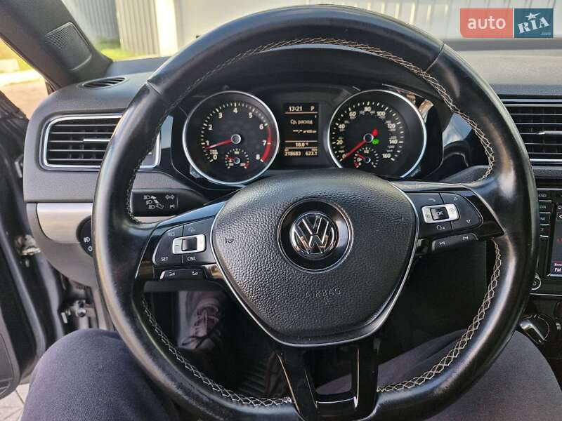 Седан Volkswagen Jetta 2015 в Миколаєві фото 15 Седан Volkswagen Jetta 2015 в Миколаєві