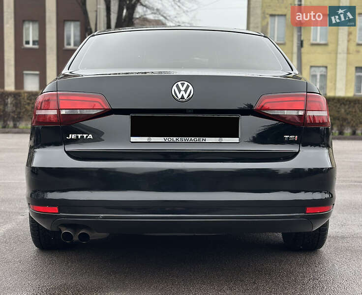 Седан Volkswagen Jetta 2017 в Дніпрі