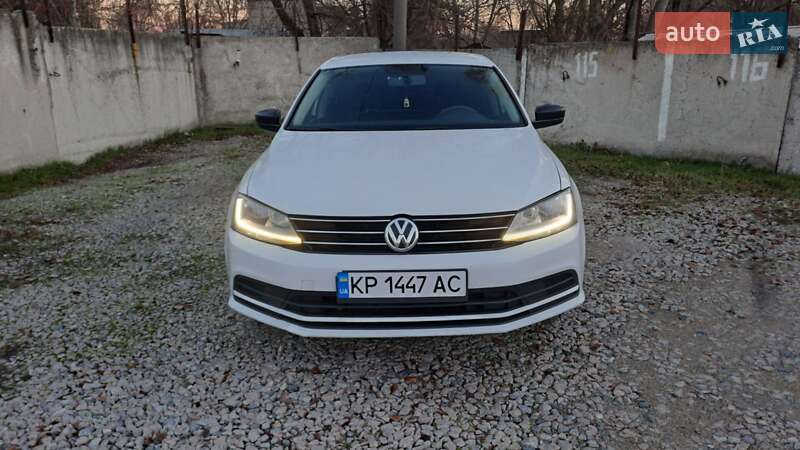 Седан Volkswagen Jetta 2016 в Запоріжжі
