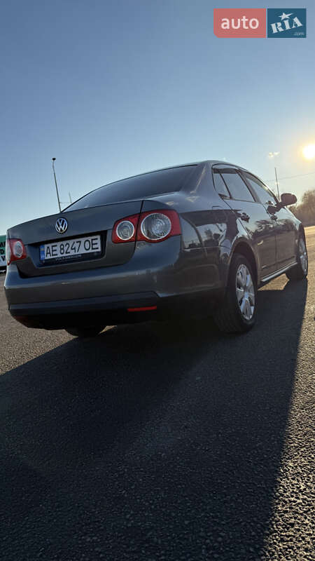 Седан Volkswagen Jetta 2008 в Полтаве