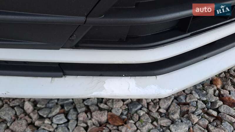 Седан Volkswagen Jetta 2016 в Запоріжжі